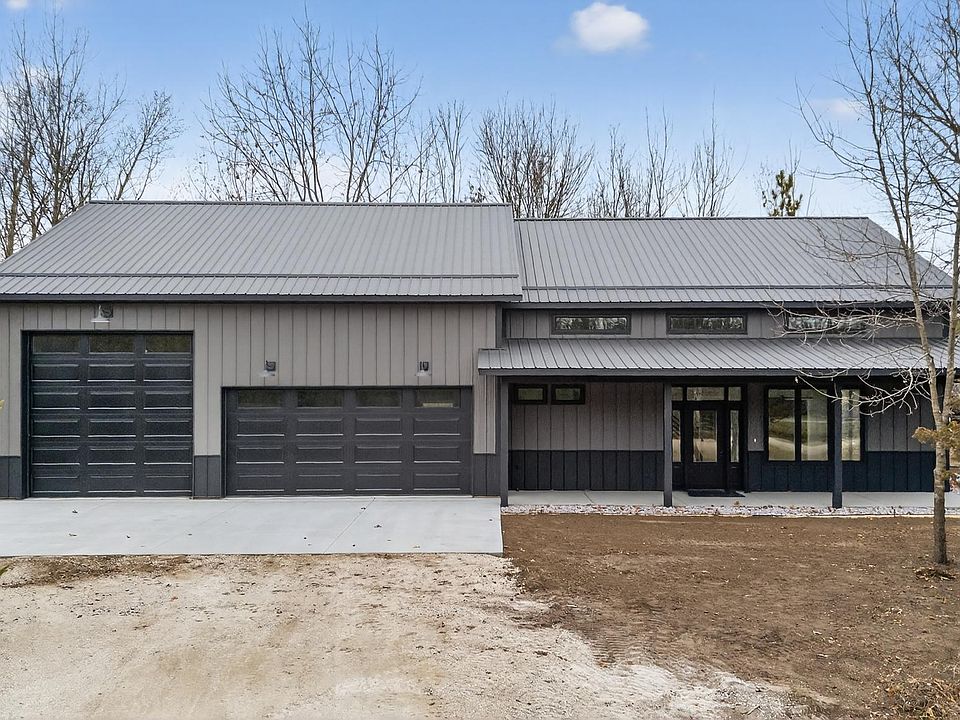 1st image of 67466 152nd Ave