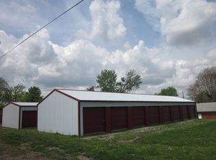 North St, Enfield, IL 62835