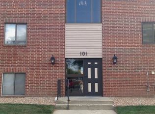 101 E Janata Blvd APT 1B, Lombard, IL