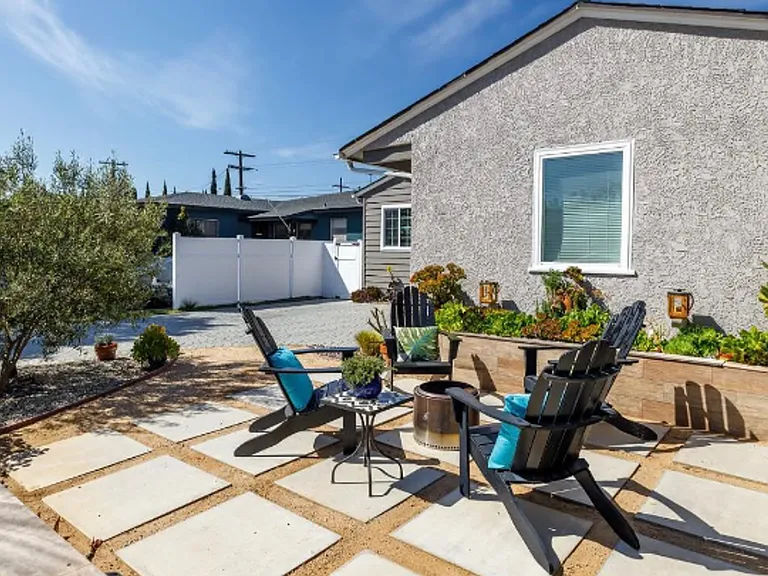 13427 Judah Ave — Photo 3
