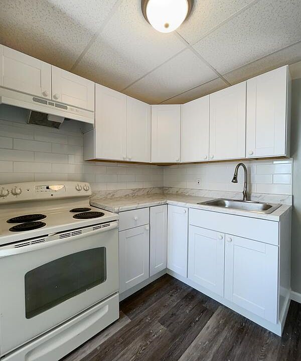 1st image of 652 W Washington St APT 2
