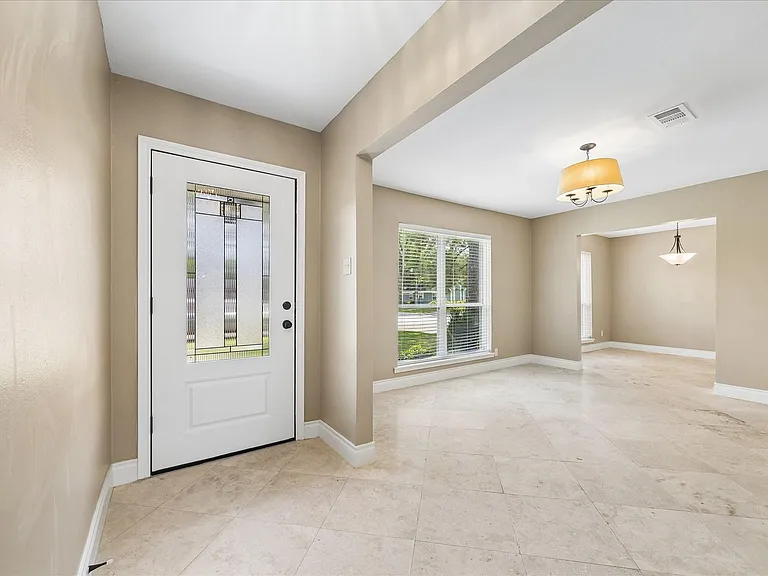 12322 Nova Ct — Photo 9