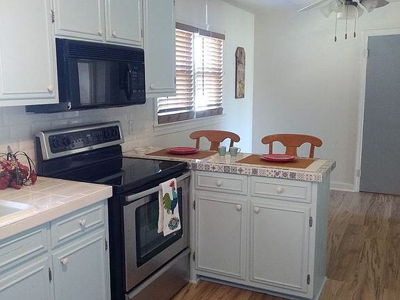 5th image of 5093 Ike Cir