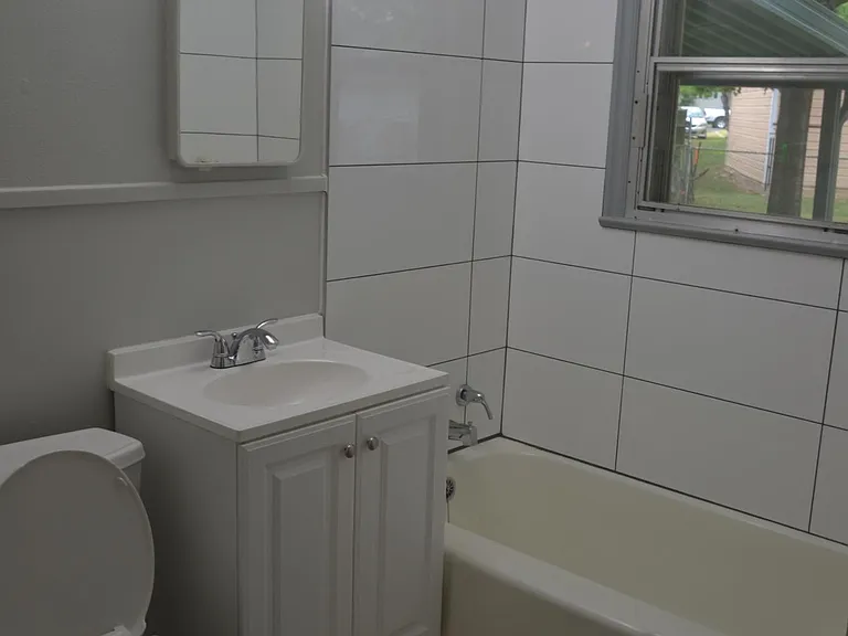 5709 Chesterfield Ave — Photo 9