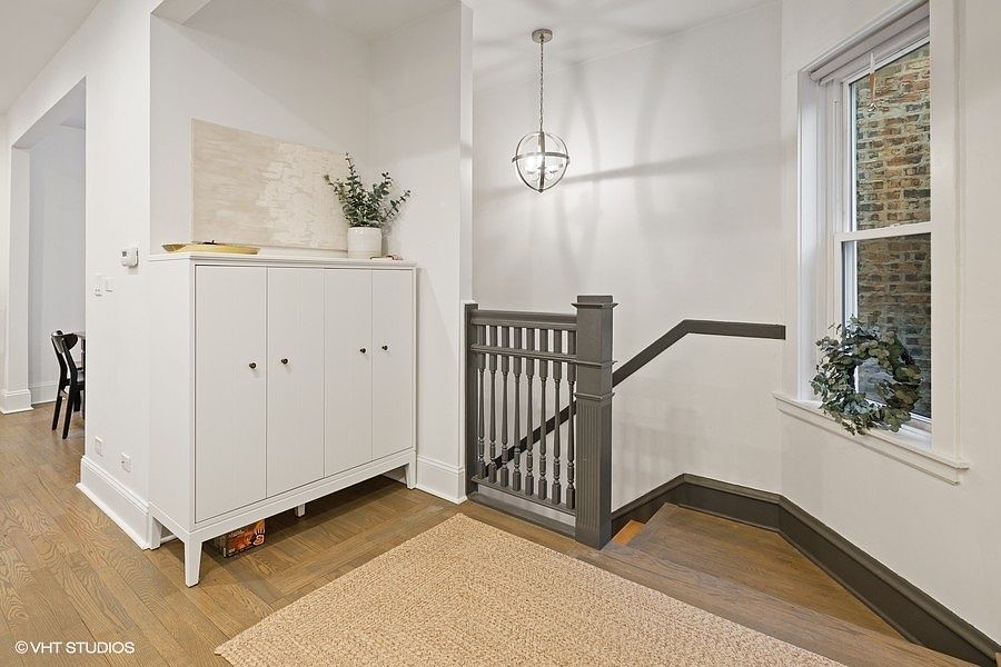 1st image of 1517 N Bell Ave #2