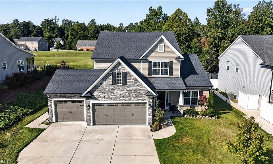 1st image of 4013 Brayden Dr