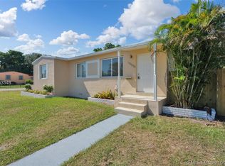 15590 NE 9th Ave, North Miami Beach, FL 33162