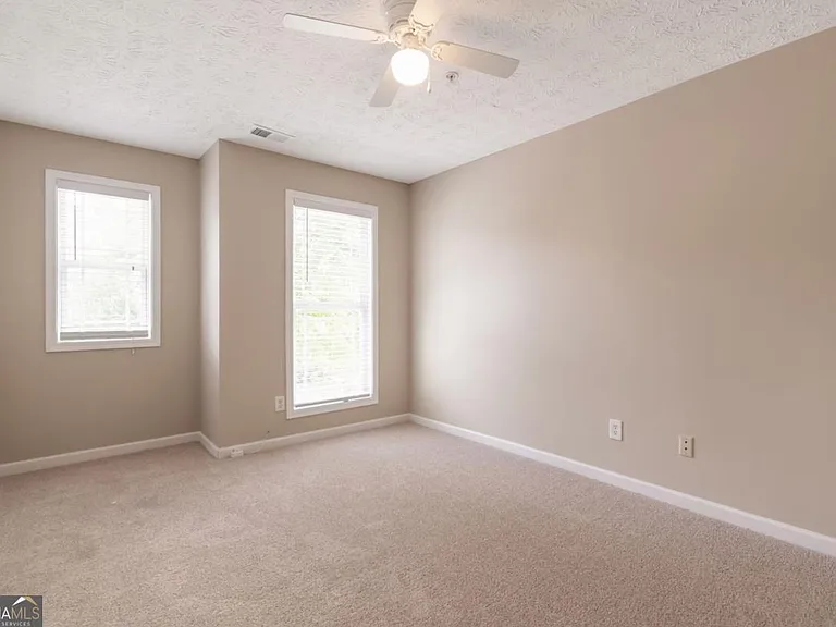 2020 Briar Creek Ct NE — Photo 18