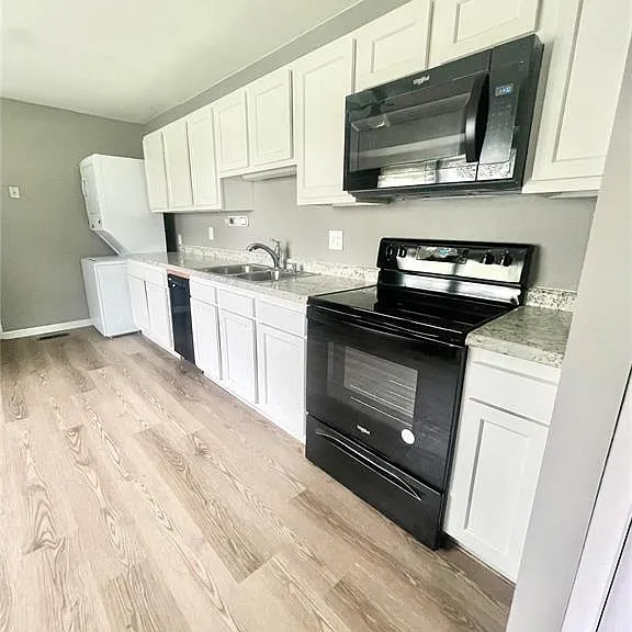805 Juniper Dr — Photo 5