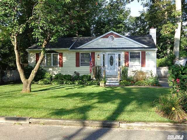 1st image of 20 Woodland Blvd