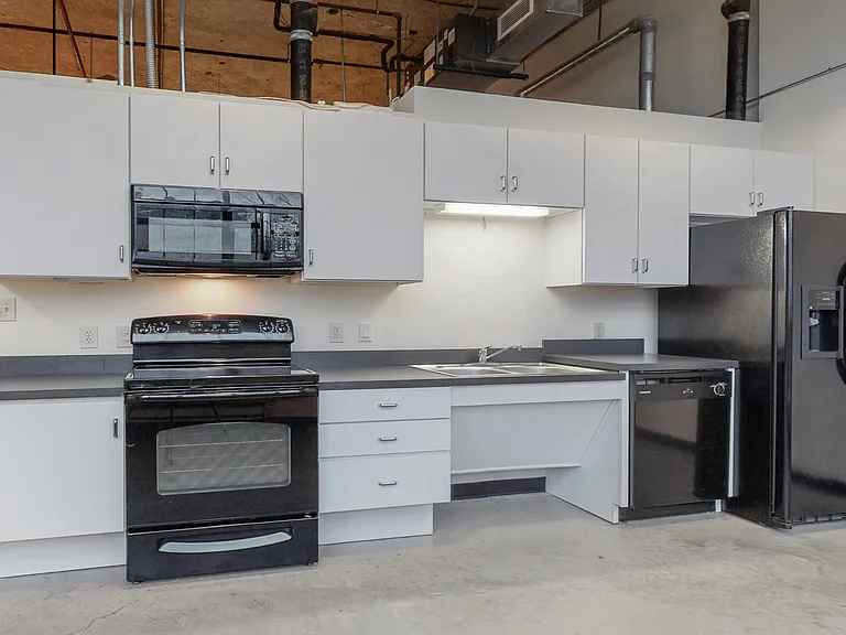 Reynolds Lofts — Photo 34