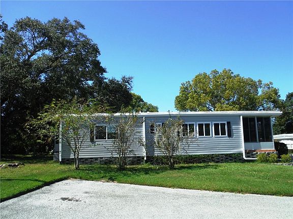 5th image of 52 Shady Oak Ct #12
