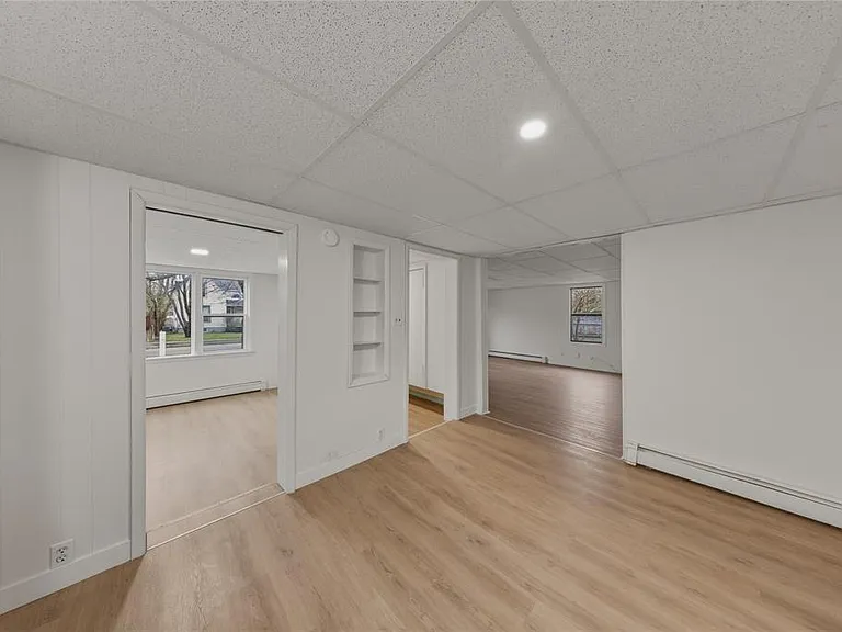324 Vidal St S #1 — Photo 8
