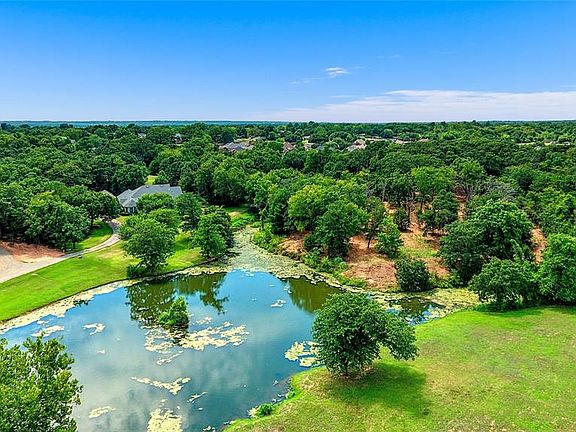 3rd image of 2401 Deer Lake Dr Lot 1