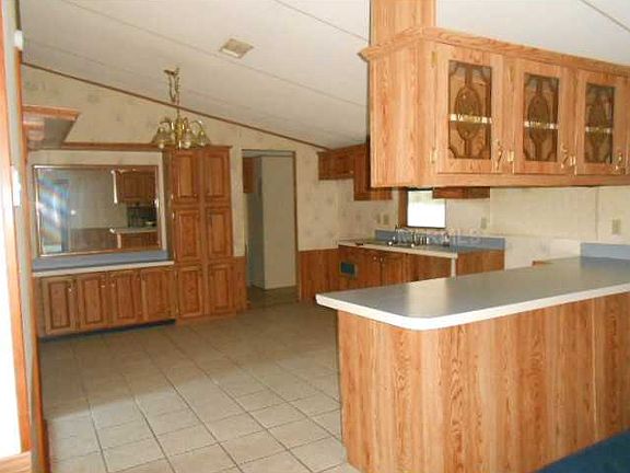 3rd image of 10020 Steven Dr