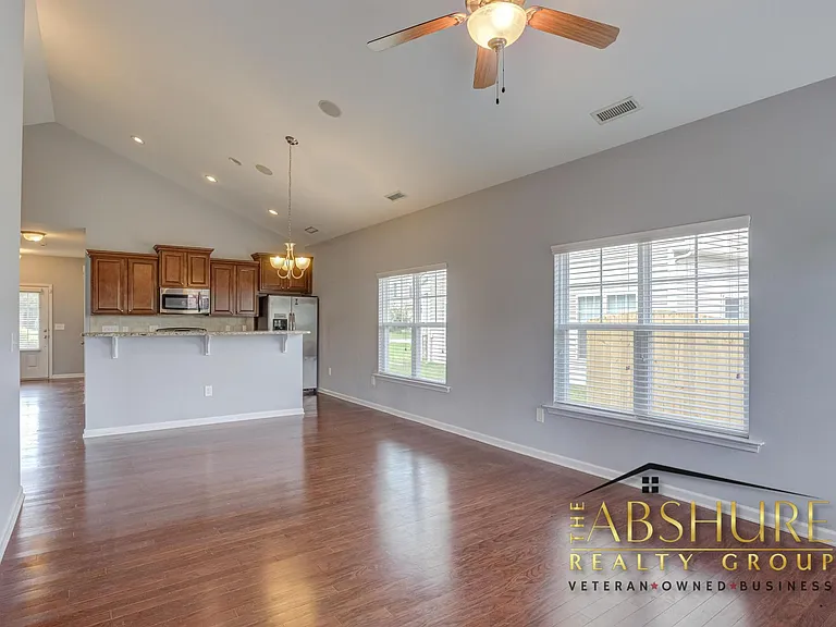 535 Smithridge Way — Photo 15