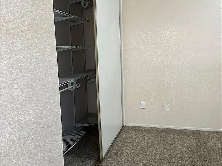 12357 Glenwood Ln — Photo 48