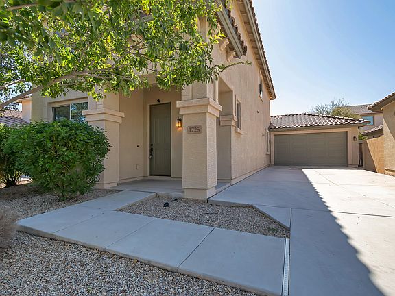 3rd image of 1725 W Pelican Dr