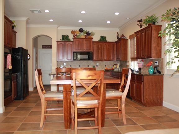 5th image of 985 Lavastone Dr
