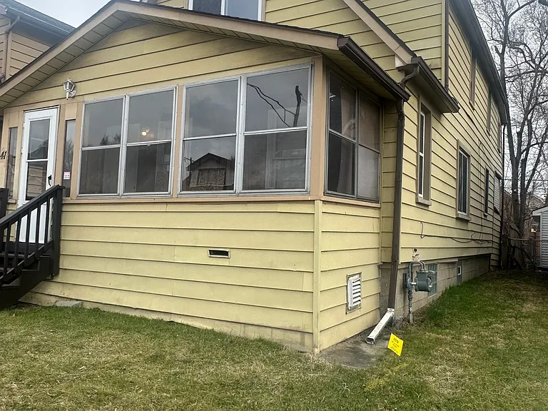 41 Ridge St #1 — Photo 17