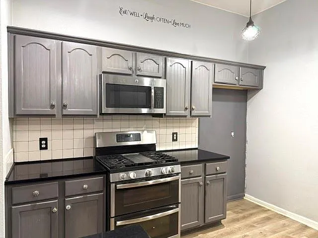 210 Fistral Dr — Photo 6