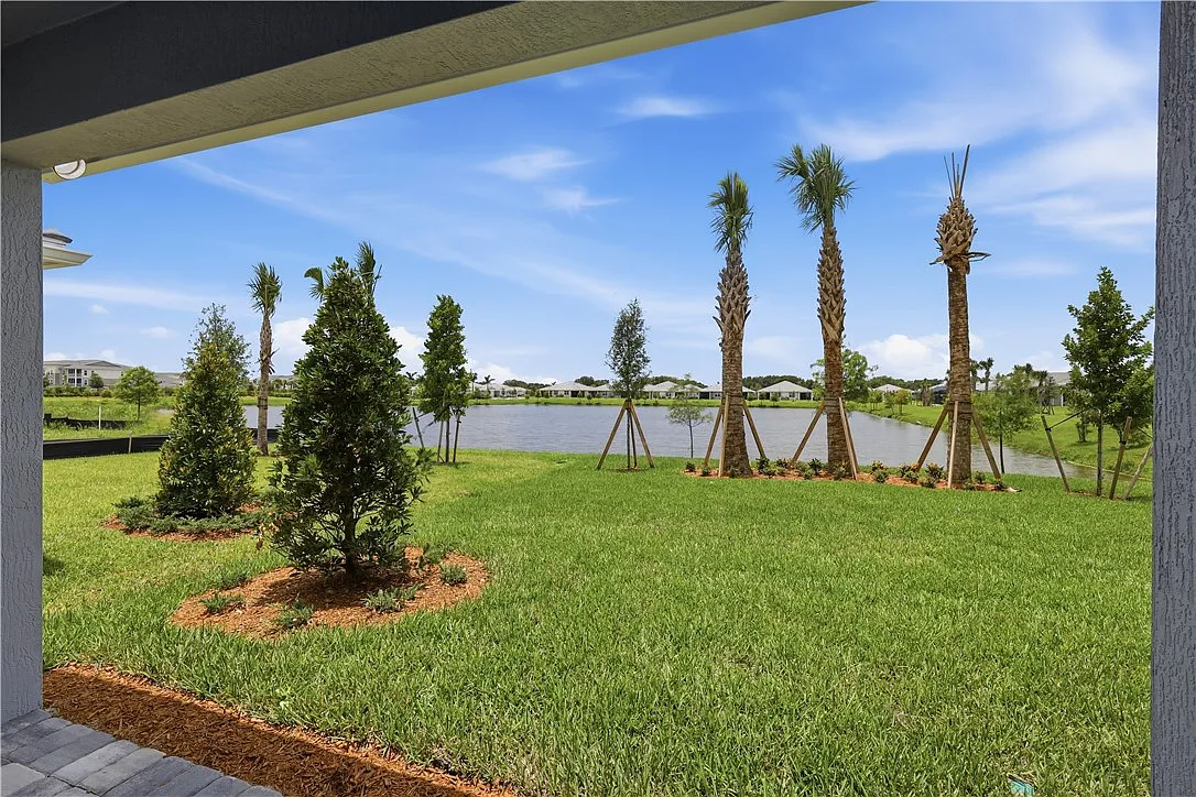 2 bed, 1618 sqft, $4,250 — Photo 3