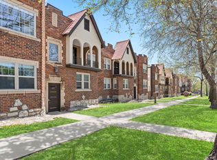 Roanoke Apartments, Kansas City, MO 64111