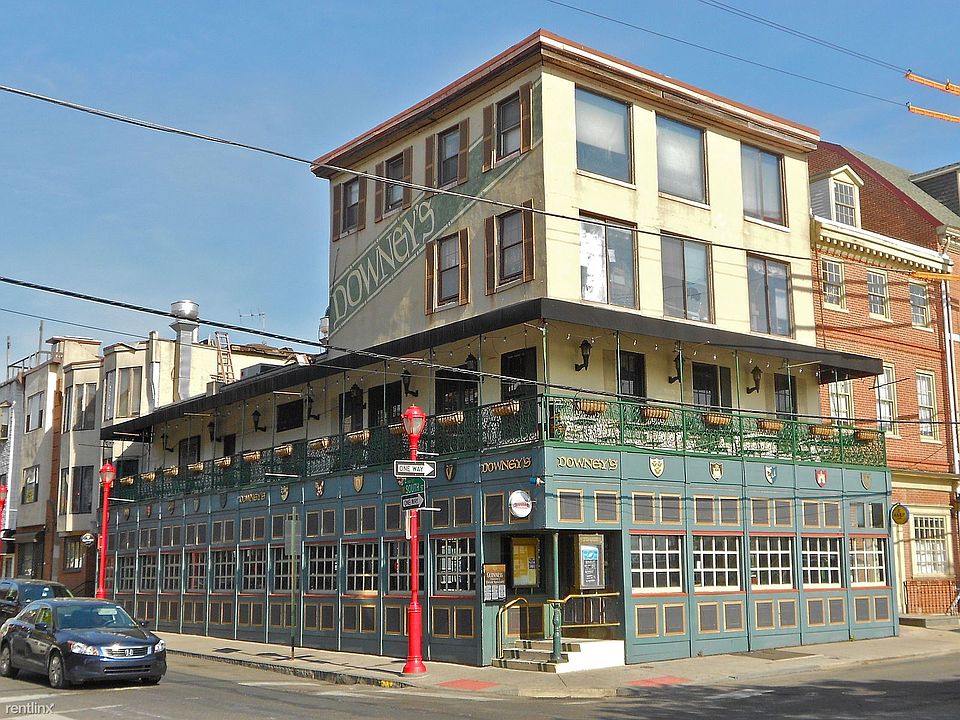 South St & Front St