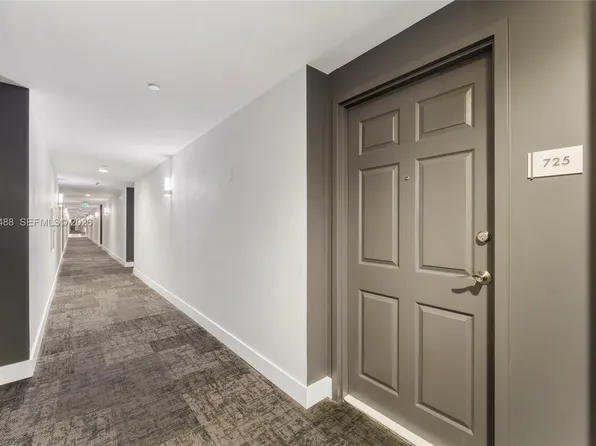 140 S Dixie Hwy APT 725, Hollywood, FL 33020