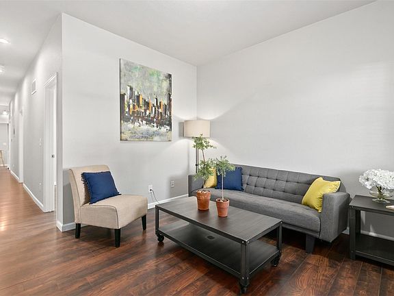 5th image of 1515/1517 King St