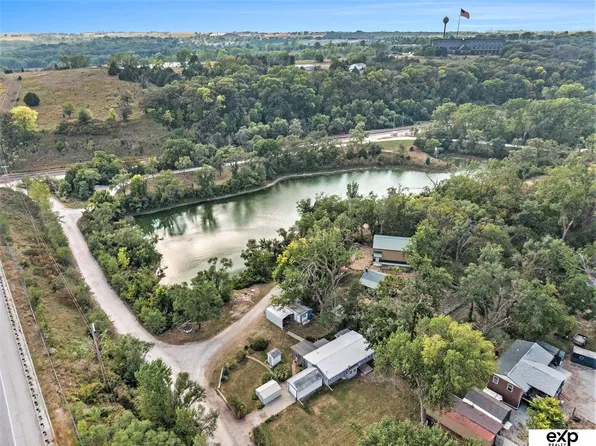 306 Cedar Ln, Ashland, NE 68003