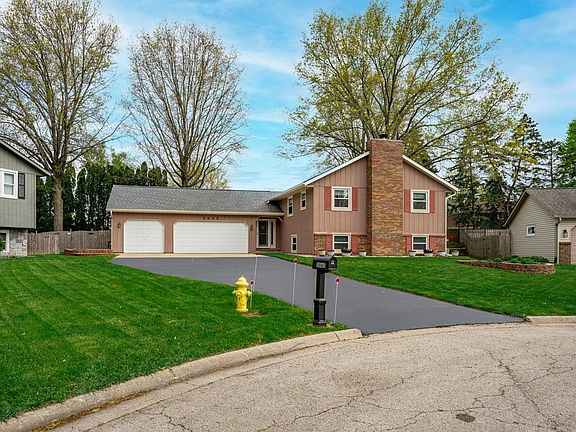 3rd image of 5965 Chandler Dr