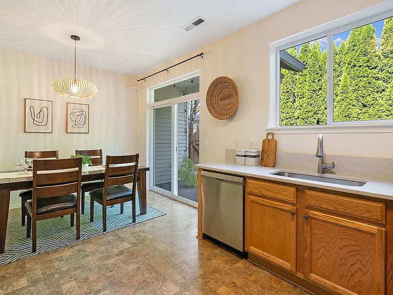 21069 SW Madeira Ter — Photo 37