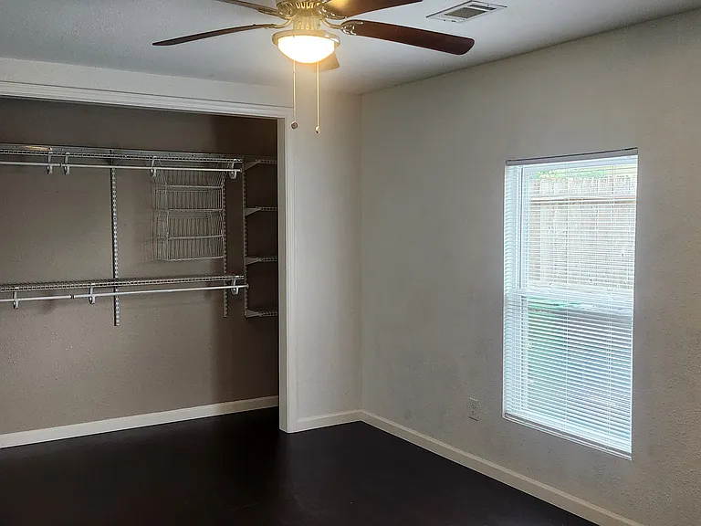 2506 Roy Cir — Photo 11