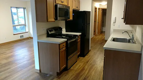 Legend House Photo 1