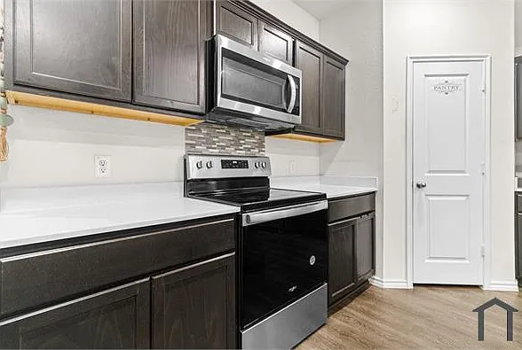 2928 Roper St — Photo 19