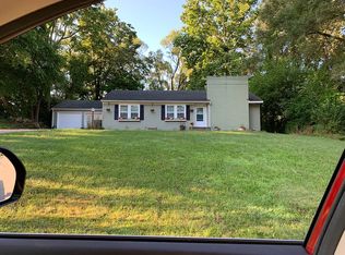 1452 Shangrai La Dr SE, Grand Rapids, MI
