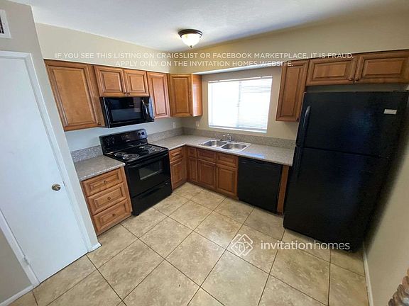 5th image of 4424 W Caron St