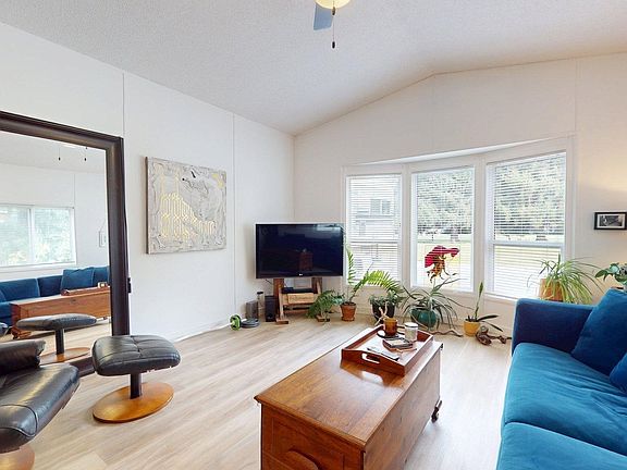 4th image of 7617 Pemberton Meadows Rd #3