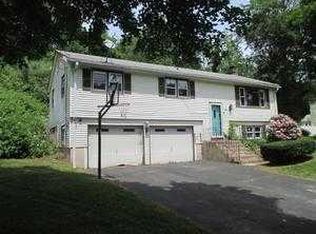7 Kenneth Dr, Vernon, CT 06066
