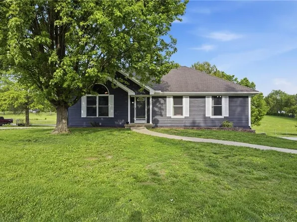 1201 S Oak St, Plattsburg, MO 64477