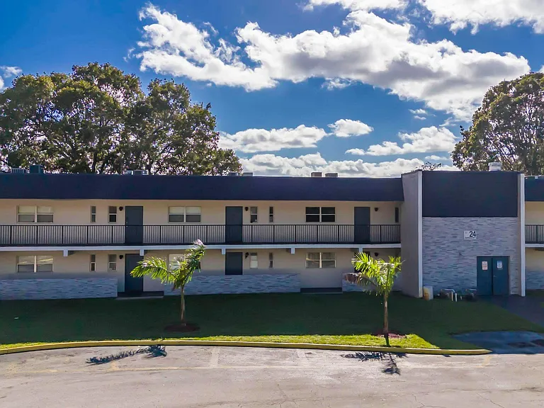7900 Fairview Dr #105 — Photo 13