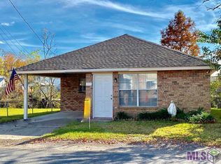 127 E New River St, Gonzales, LA 70737