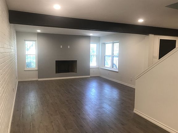 4th image of 2600 E San Jose St APT 2