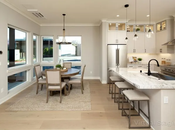 101 Acacia Ln, Palo Alto, CA 94306