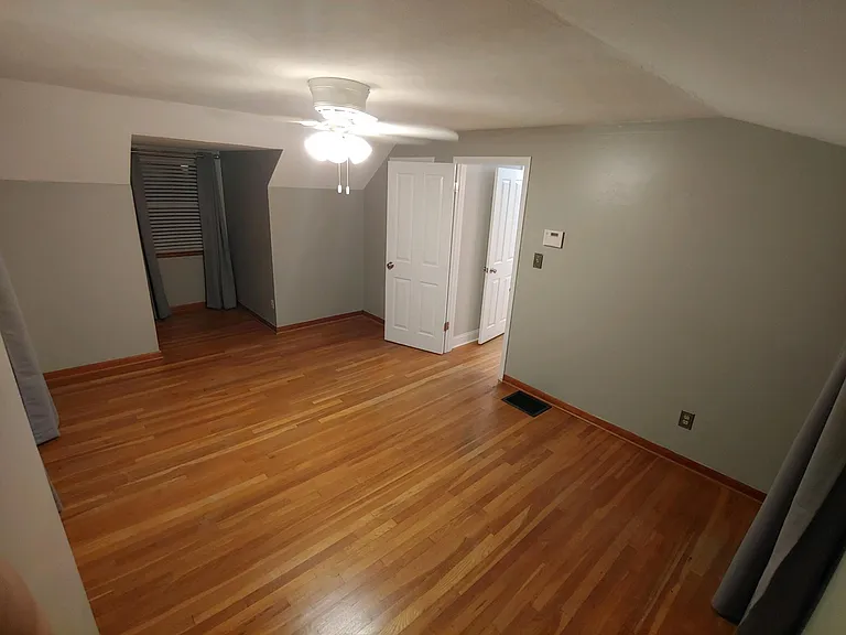 Bedroom upstairs (1)