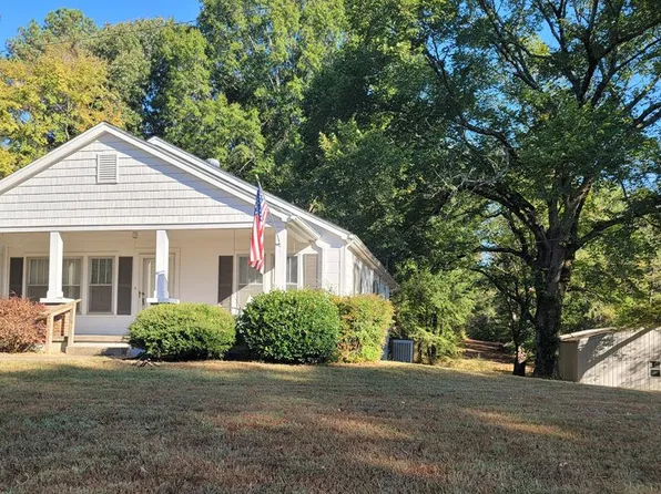 455 India Rd, Paris, TN 38242
