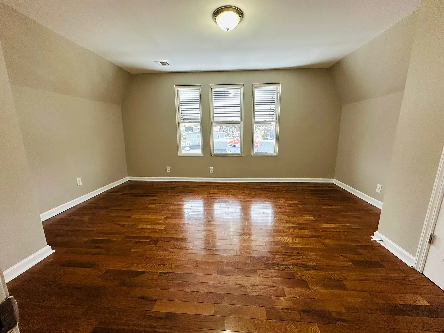 2 bed, $1,990 — Photo 3