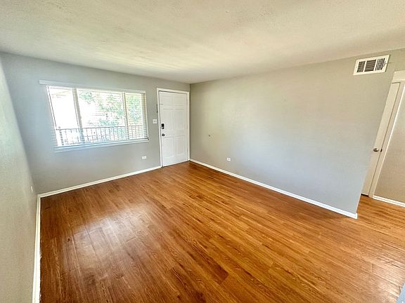 5th image of 1183 Lamar St #2B-1Ba-848Sqft