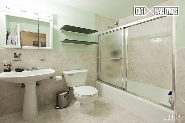 Rented by Citi Habitats | media 10